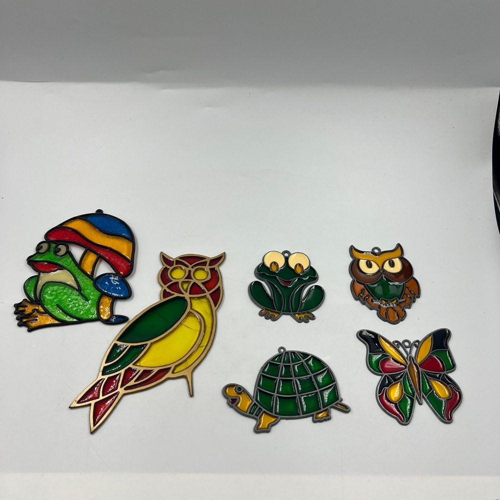 Vintage Stained Glass Style Plastic Animal Suncatchers Lot Frog Owl Turtle 6pc